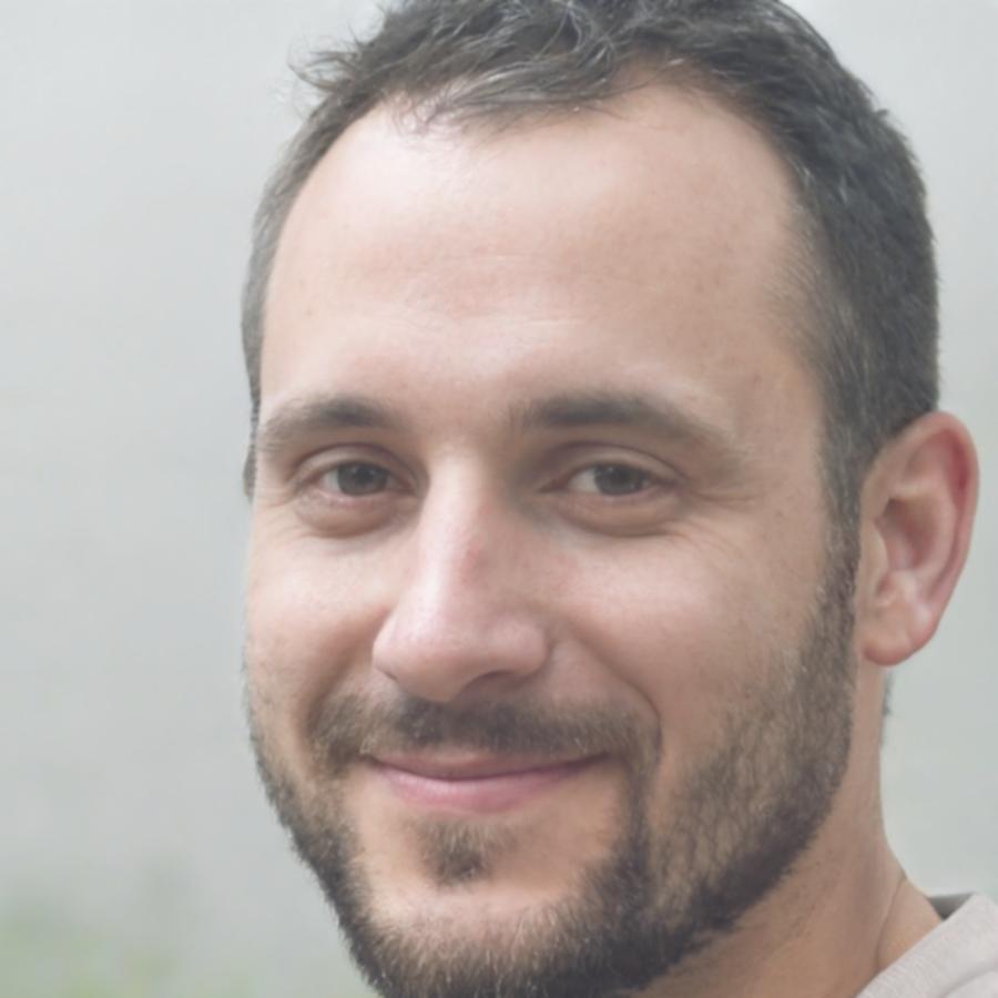 Carlos Méndez, instructor especializado en previsión financiera